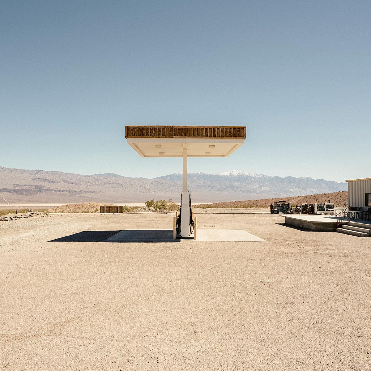 Gas Station. Panamint Springs, Death Valley - Walloy
