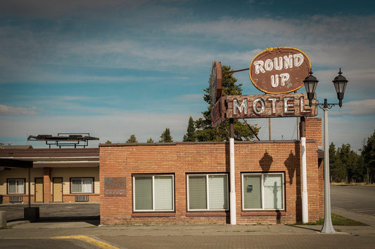 Round Up Motel, West Yellowstone - Walloy